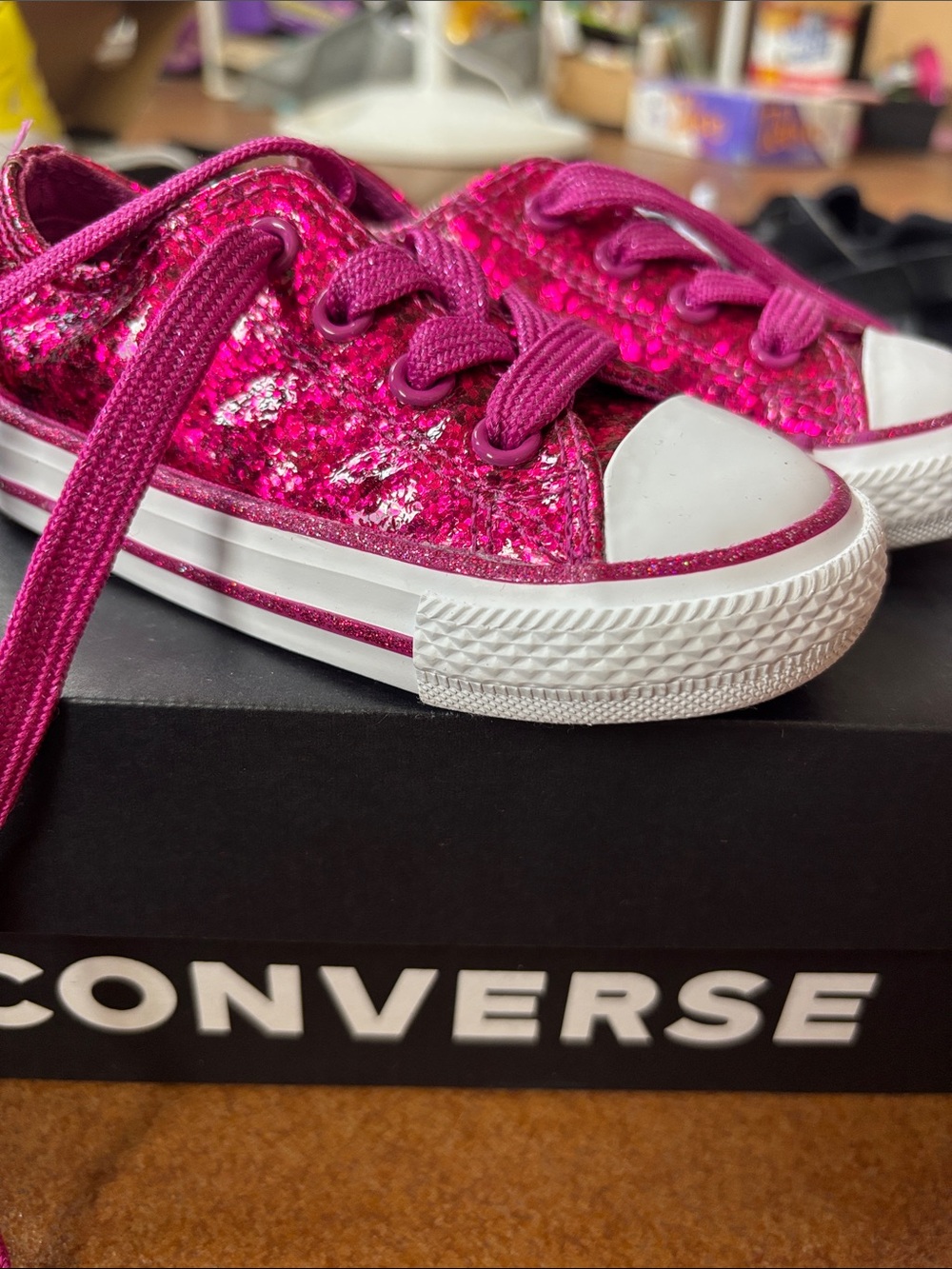 Converse Hot Pink Glitter Low-Top Sneakers